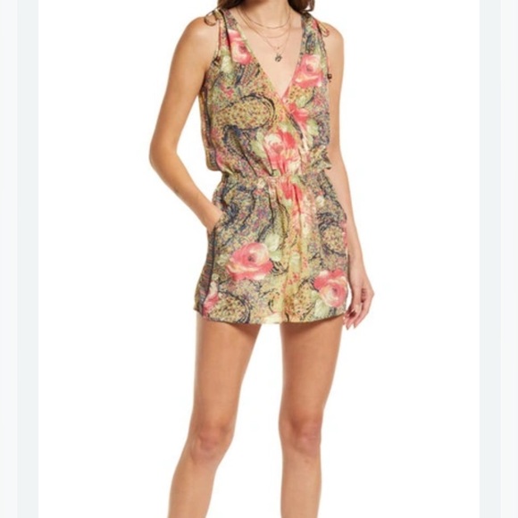 RAGA Acid Rose Surplice Neck Sleeveless‎ Romper Size Medium - Picture 1 of 7